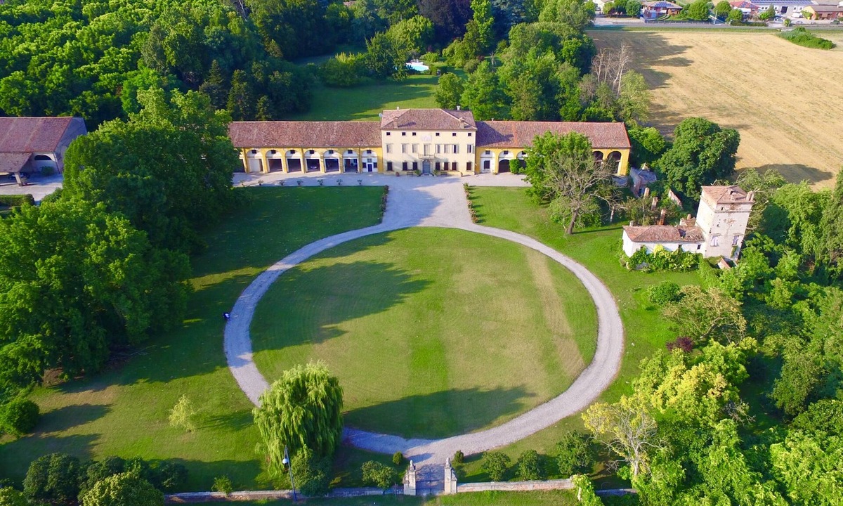 Palu House | 17th Century Venetian Villa with private Pool and park