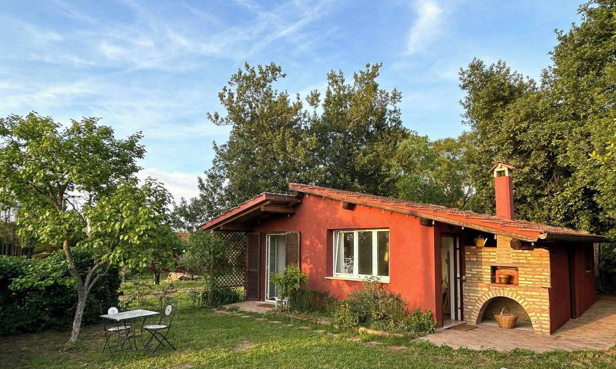 Appio Latino House | 1927 house Rome's Appia Antica Park