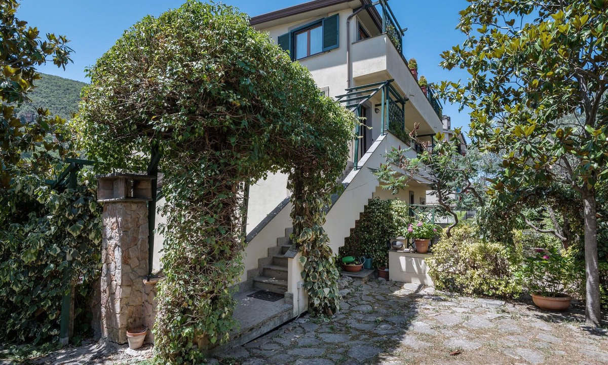 Nerola Apartment | 4 bedroom awesome apartment in Nerola