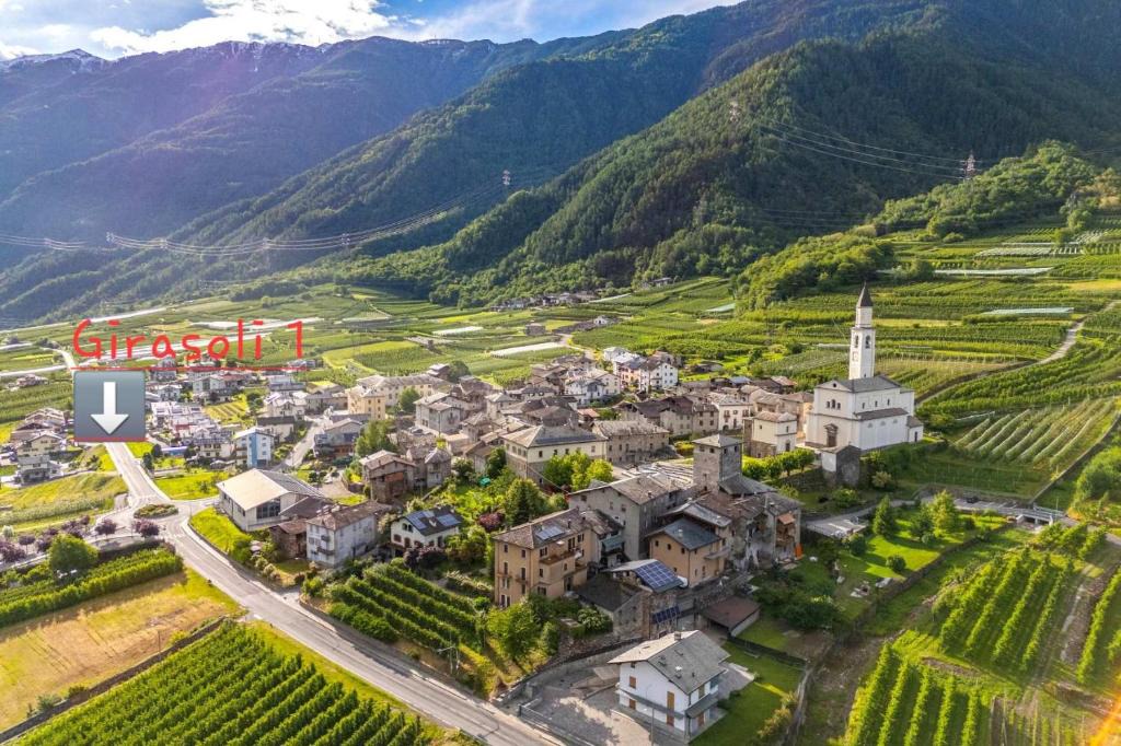 Valtellina Apartment | A 5 min da Tirano Con Box per Moto & Bici