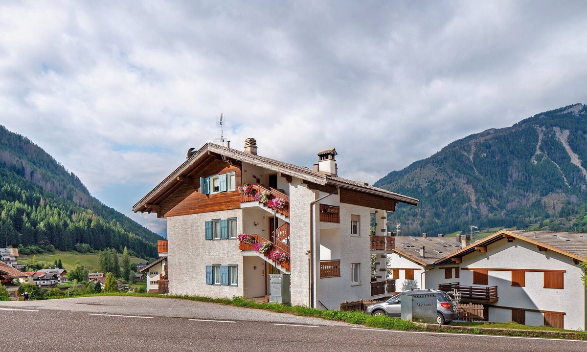 Moena Apartment | Apartment 'Casa Al Sole' with Mountain View, Private Terrace and Wi-Fi