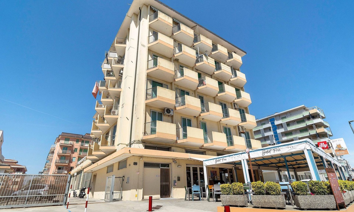 Sottomarina Apartment | Apartment 'Casa Da Luigina' with Sea View, Balcony and Air Conditioning