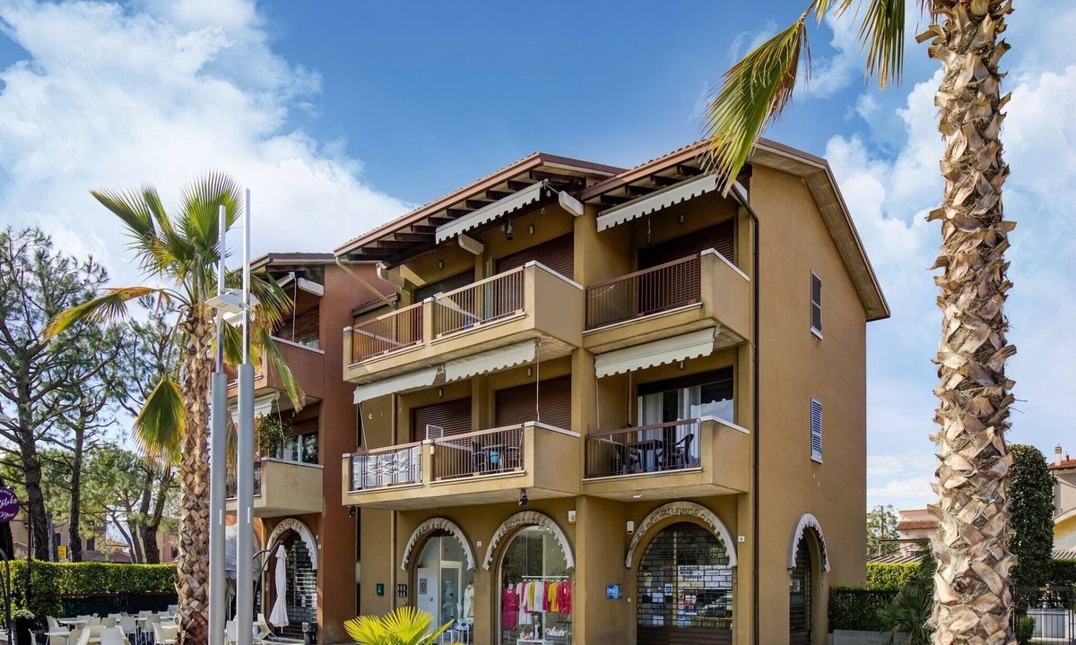 Colombare Apartment | Apartment near Lake Garda with Pool