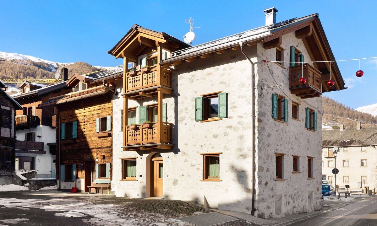 San Rocco Apartment | Apartment "Petalo Rosina's Home" with Mountain View & Wi-Fi