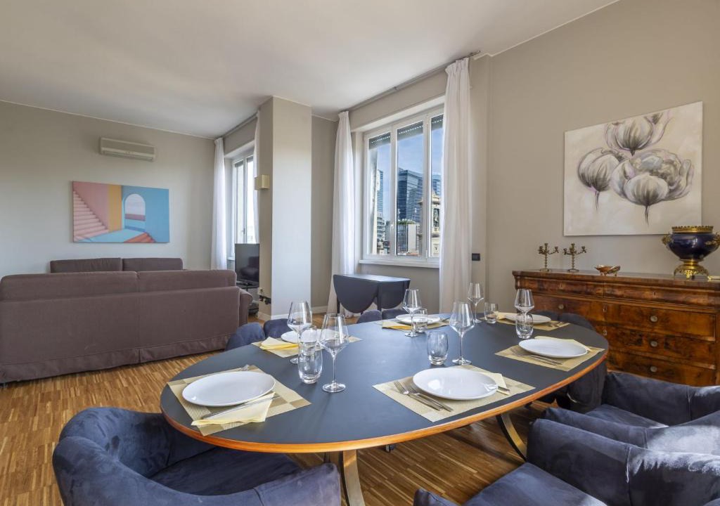 Varesine Apartment | Apartment Repubblica City View by Interhome