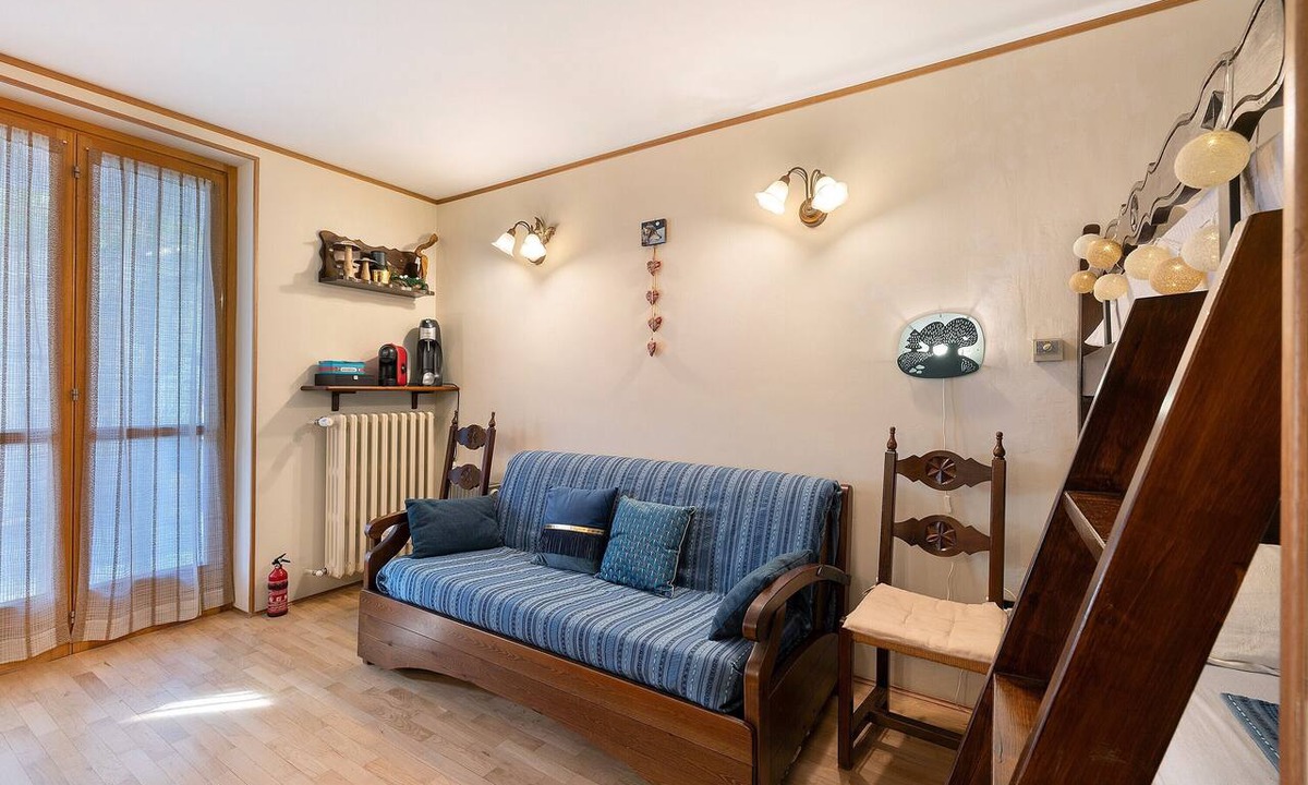 Crissolo Apartment | Apartment 'Rifugio Herz' with Mountain View and Private Terrace