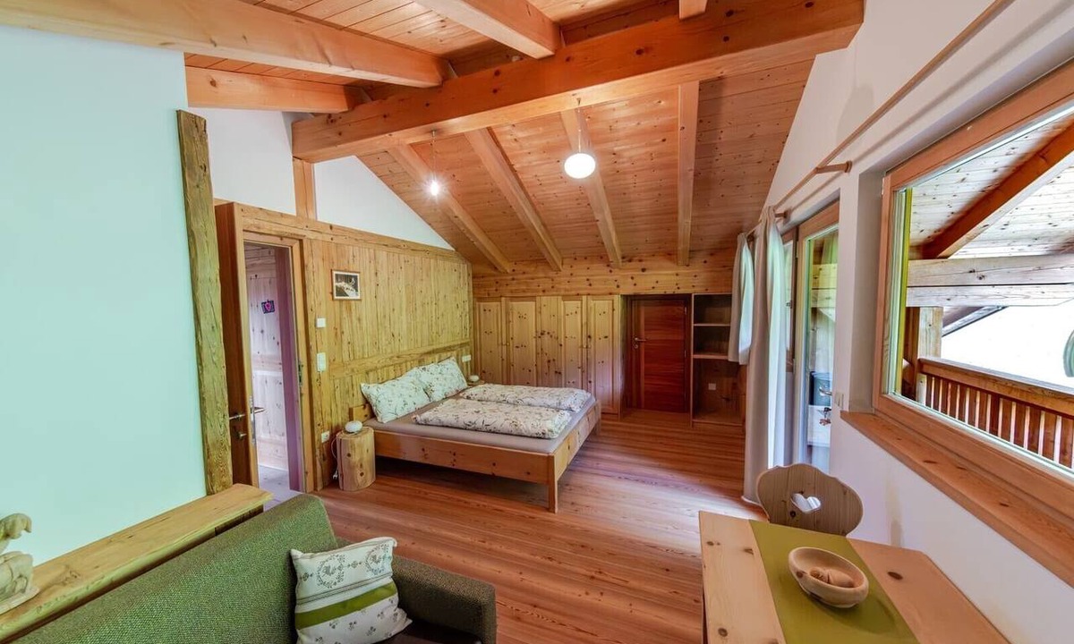 Sarntal Apartment | Apartment 'Schafschelle' with Mountain View, Shared Garden and Wi-Fi