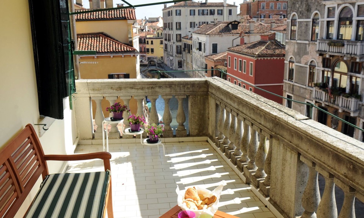 Santa Croce Apartment | Apartment with terraces in Venice