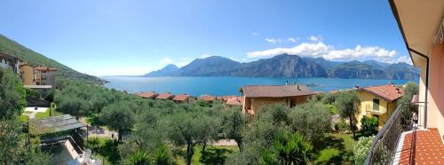 Assenza House | Appartamenti Casa Nina, lago,montagne, uliveti
