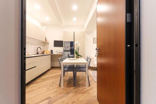 Cento Apartment | Appartamento 2 Leoni