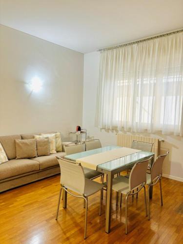 Crema Apartment | Appartamento Crema centro