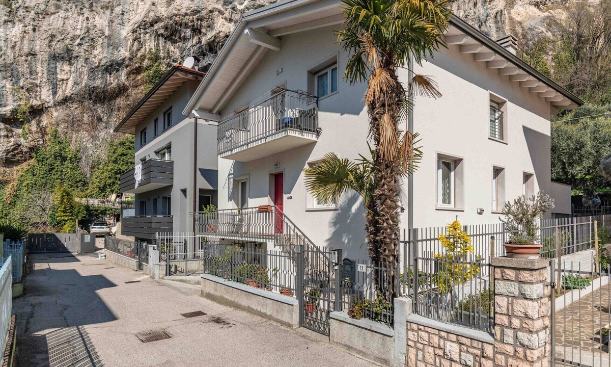 Torbole sul Garda Apartment | Apt Villa Daniel, with balcony in quiet area