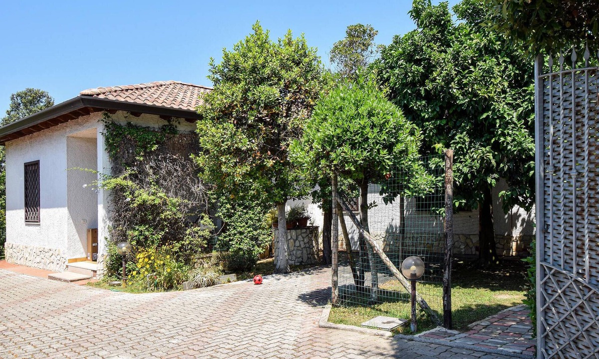 Latina Lido House | Awesome home in Terracina with WiFi