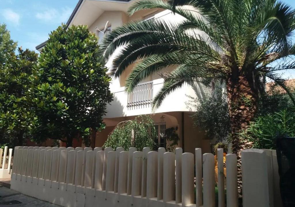 Miramare Bed & Breakfast | Baki B&B