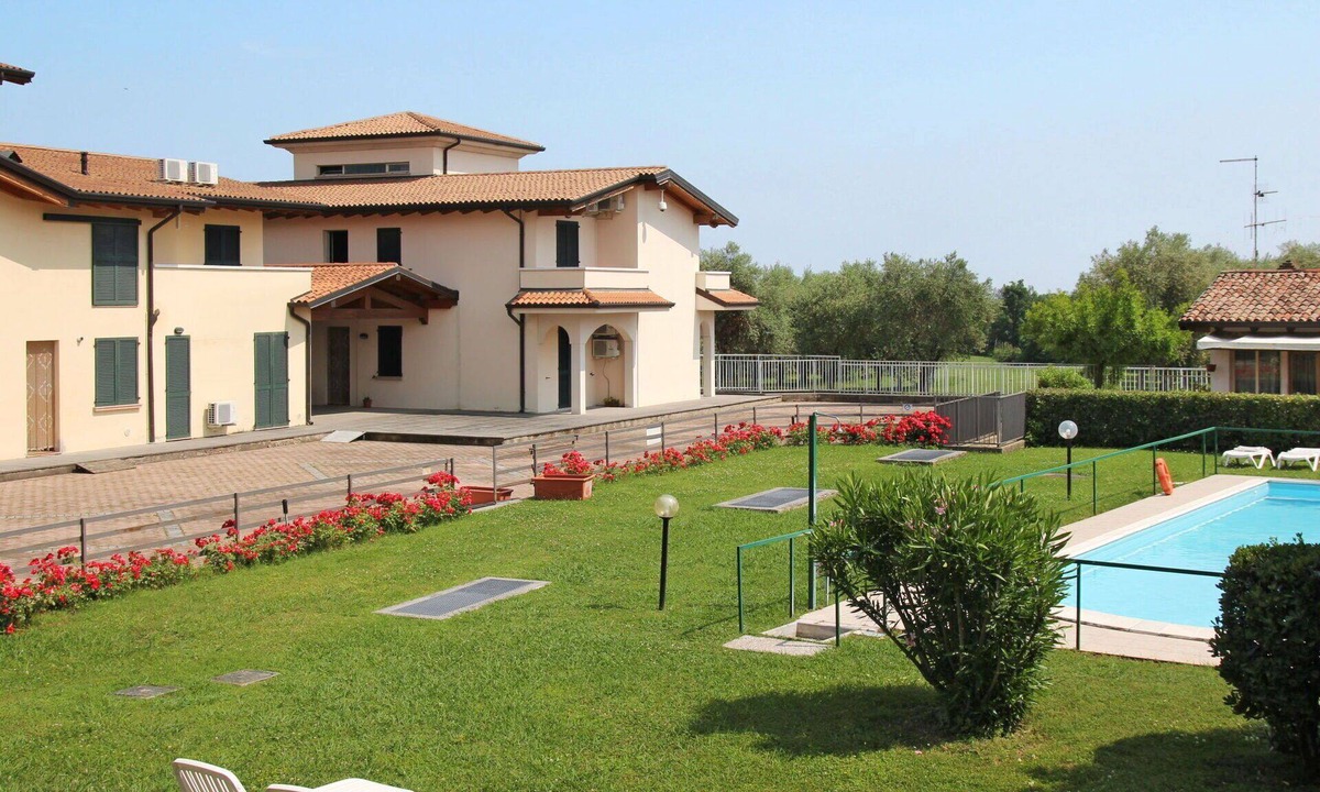 Cunettone-villa Apartment | Beautiful apartment for 6 people with A/C, pool, WIFI, TV, patio and pets allowed