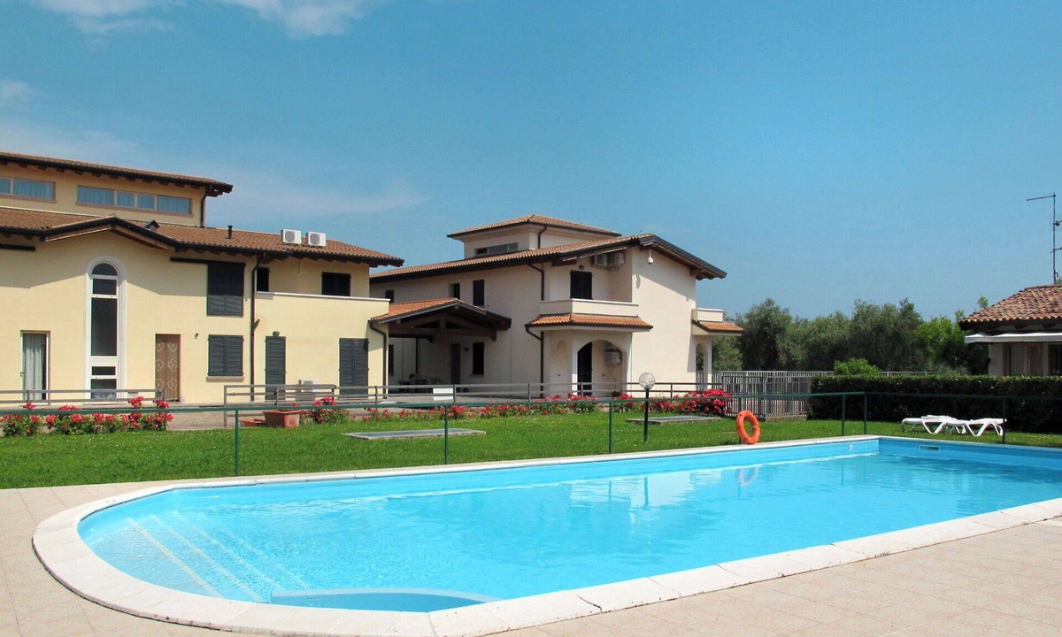 Cunettone-villa Apartment | Beautiful apartment for 6 guests with pool, A/C, WIFI, TV, patio and pets allowed