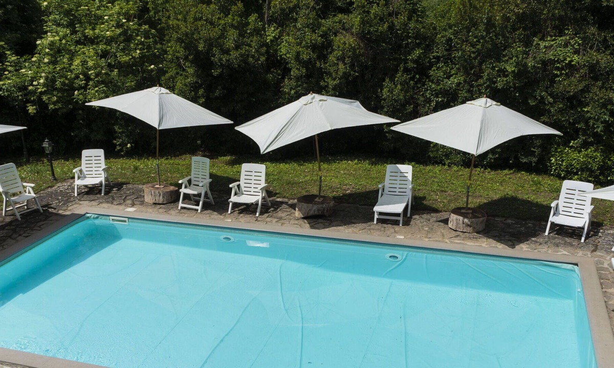 Bagnoregio Villa | Beautiful apartment in villa for 6 people with WIFI, pool, TV, patio, pets allowed and parking