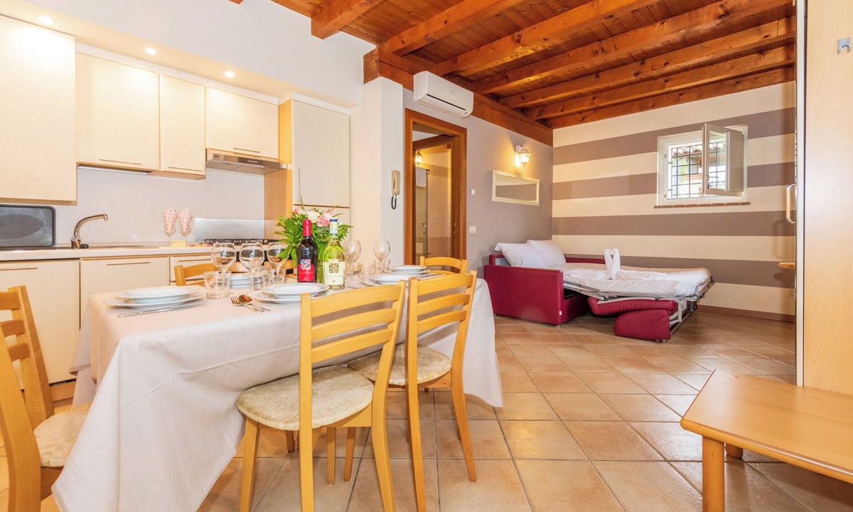 Peschiera del Garda House | Bertoletta Village Apartments