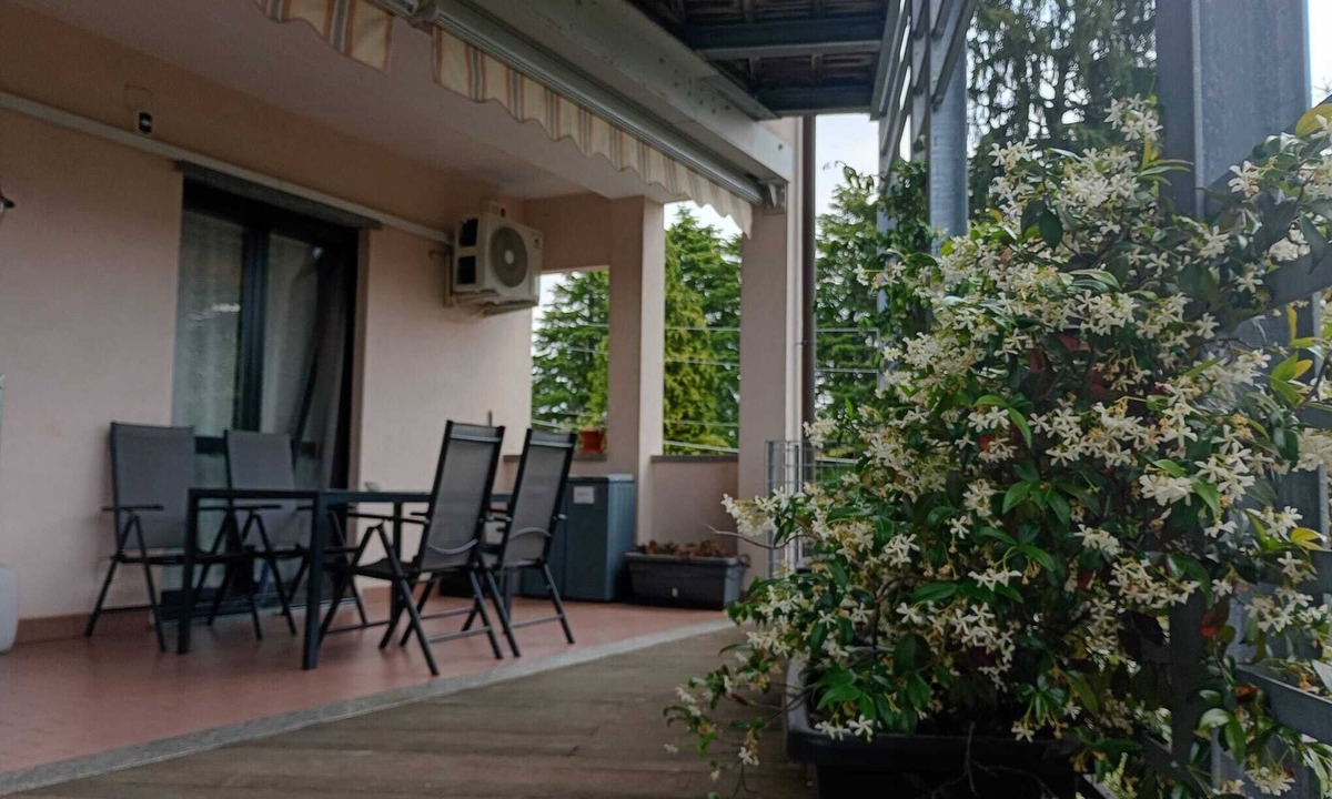Lurago Marinone Apartment | Bright, spacious apartment between Milan and Como.