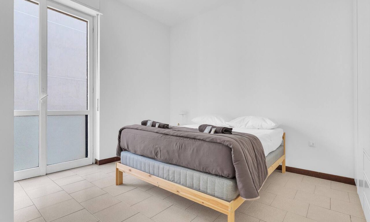 Porta Volta Apartment | Bright, stylish home near Paolo Sarpi – Messina