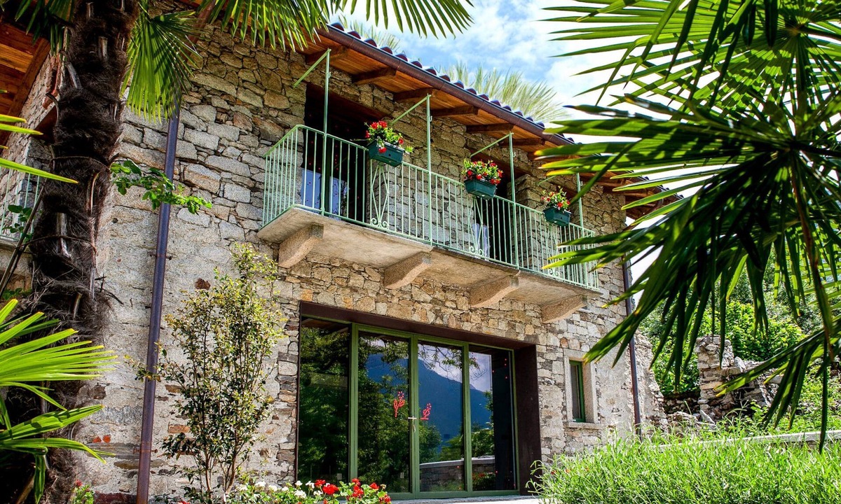Mergozzo House | Ca da la Butina by Lago Reisen