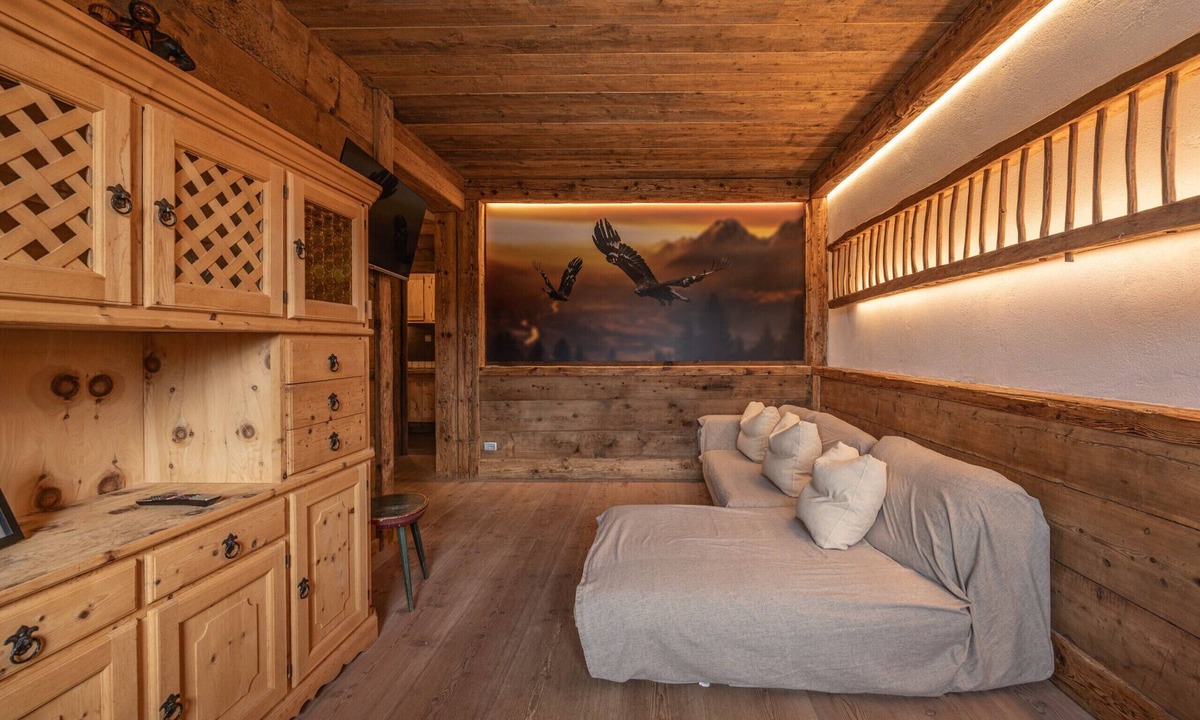 Cortina d'Ampezzo Apartment | Casa Aquila, with sauna and Turkish bath