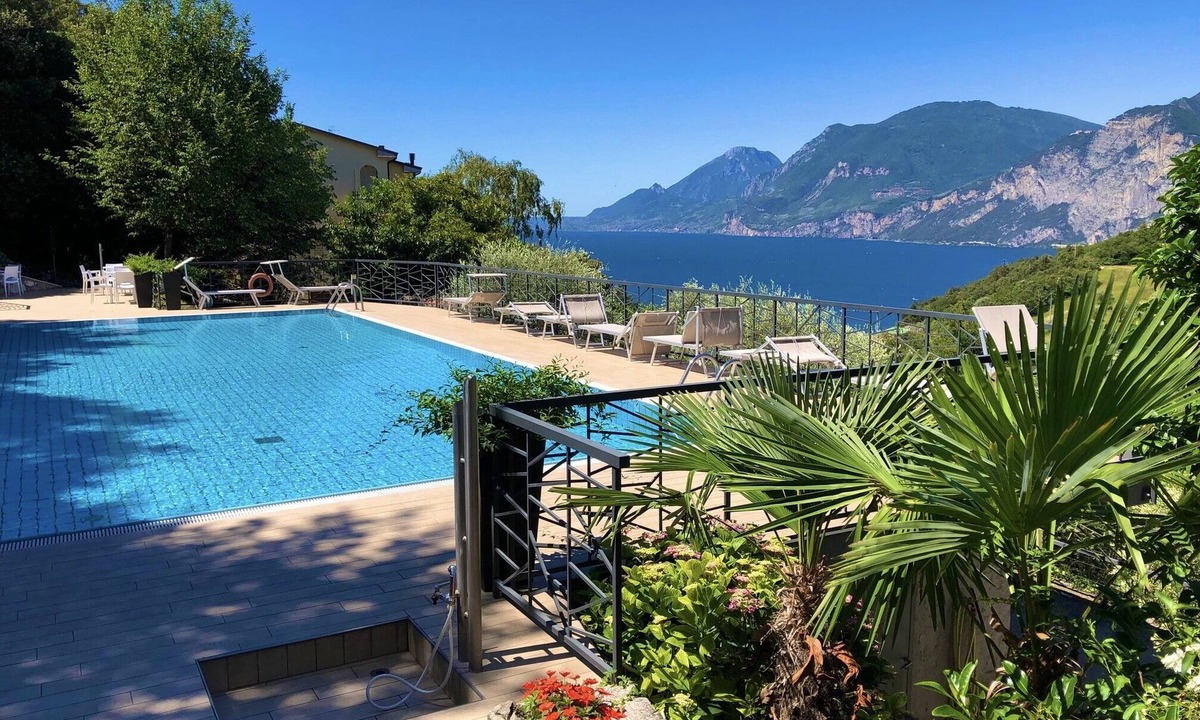 Malcesine Apartment | Casa di Alessia THE new vacation apartment with dream view over Malcesine incl. pool