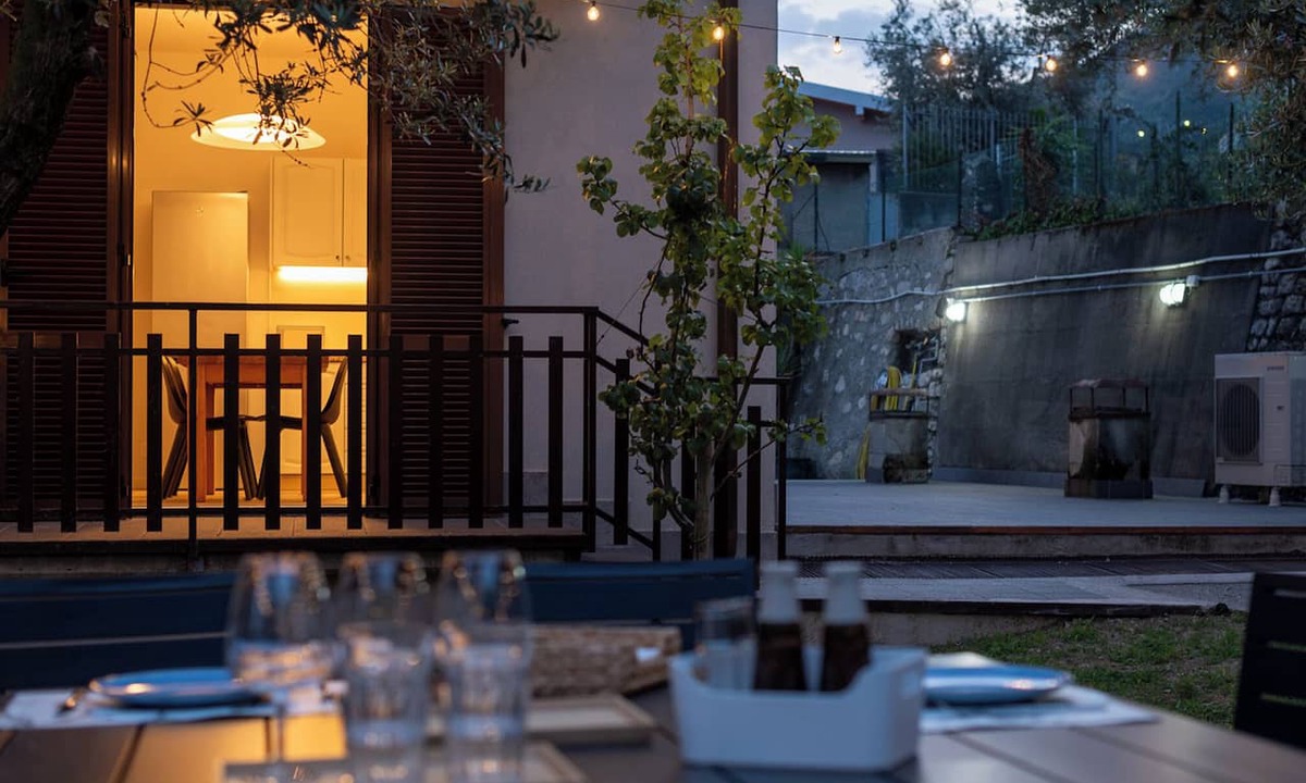 Predore Apartment | CASA RITA VACATION HOME