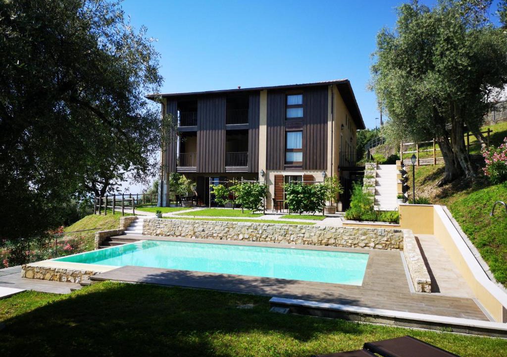Gargnano Apartment | Cascina Varini
