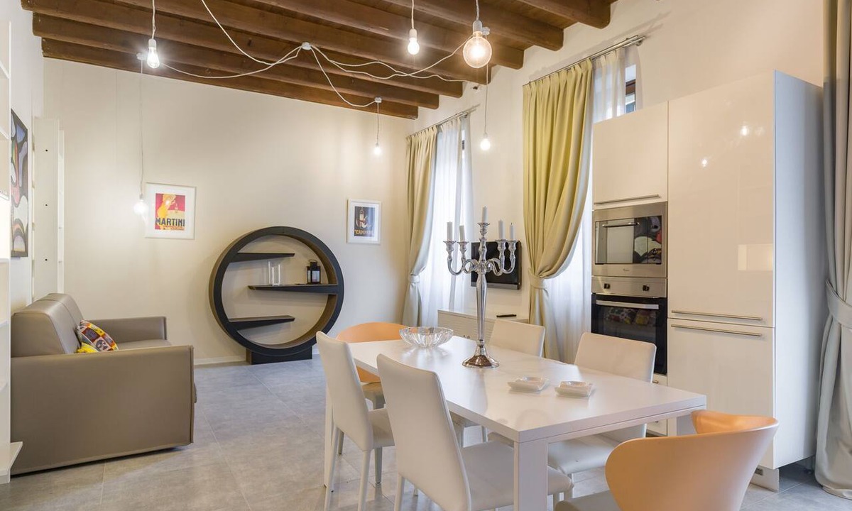 Verona City Centre Apartment | CASTLE 5