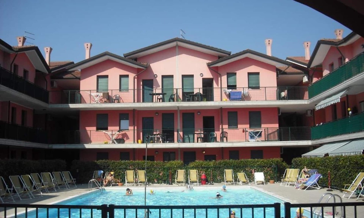 Rosapineta Apartment | Comfy stay close to sea and the center