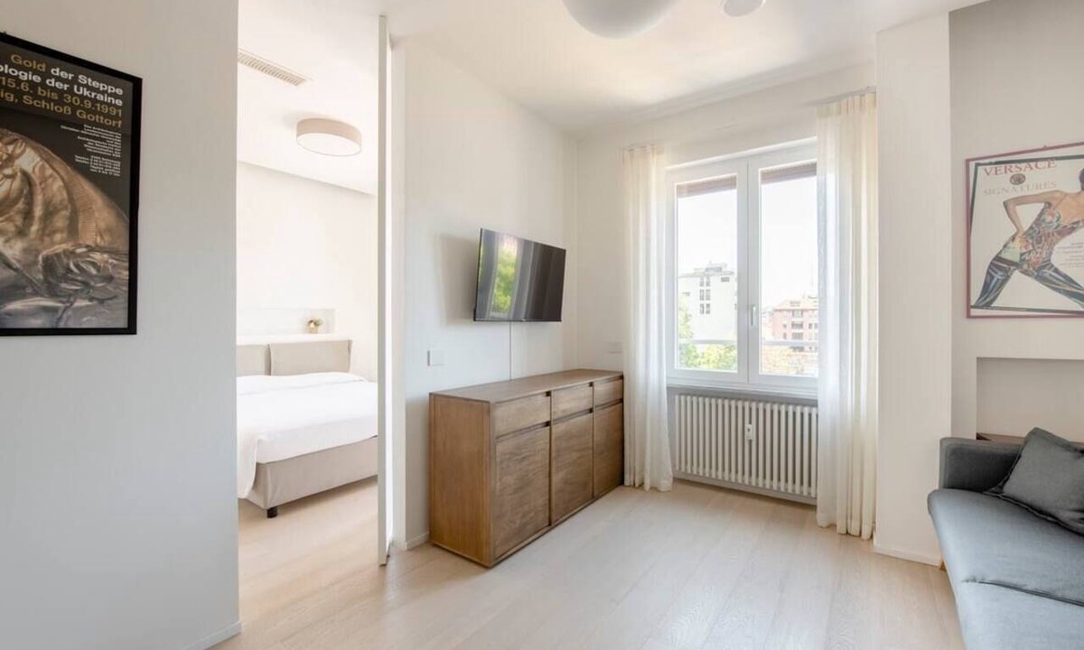 Porta Genova Apartment | Cozy and Elegant Two-Room Apartment in the Heart of the City