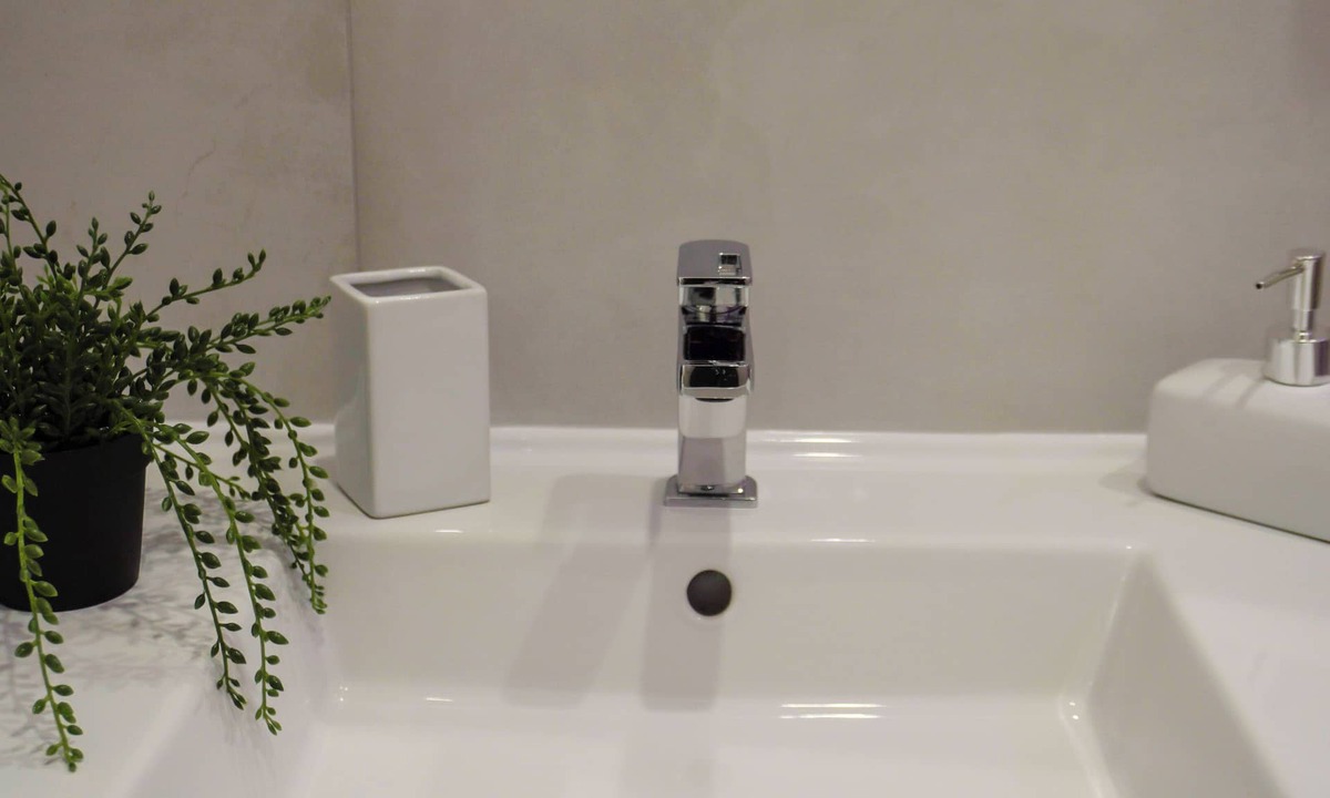 Rione XVIII Castro Pretorio House | Deluxe Double with Balcony (#102)