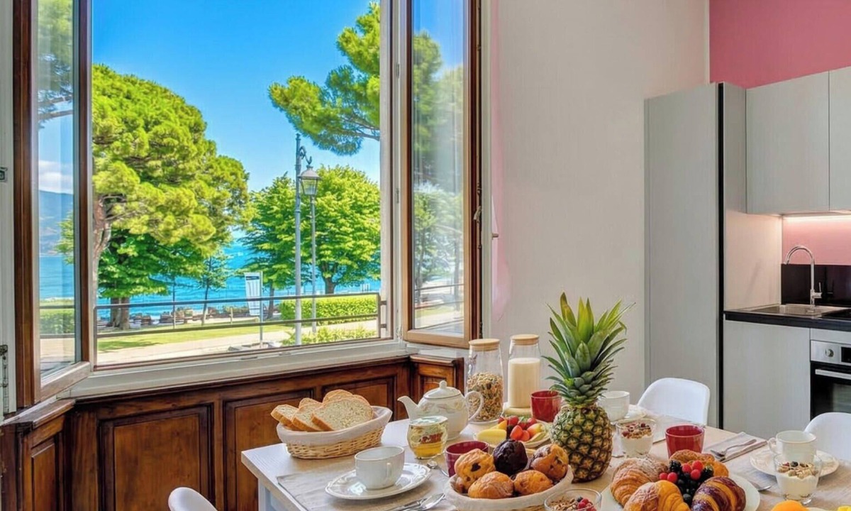 Desenzano del Garda City Centre Apartment | Desenzanoloft Palazzo Visconti - Garda Chiaretto