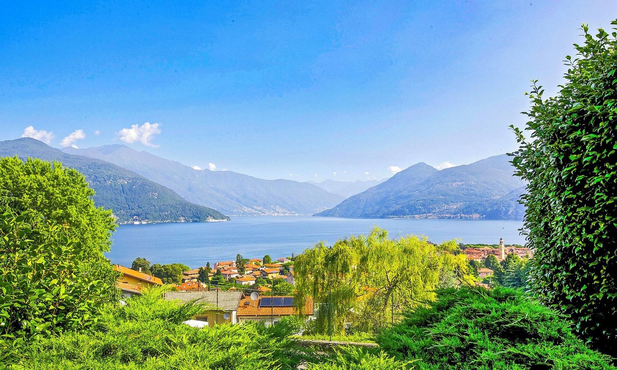 Germignaga House | Detached 3-bedroom house with beautiful outdoor area & dream lake view