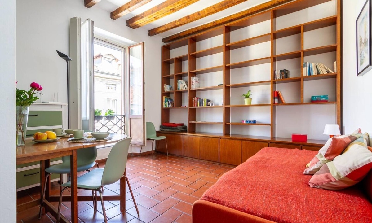 Porta Genova Apartment | Dockside Studio