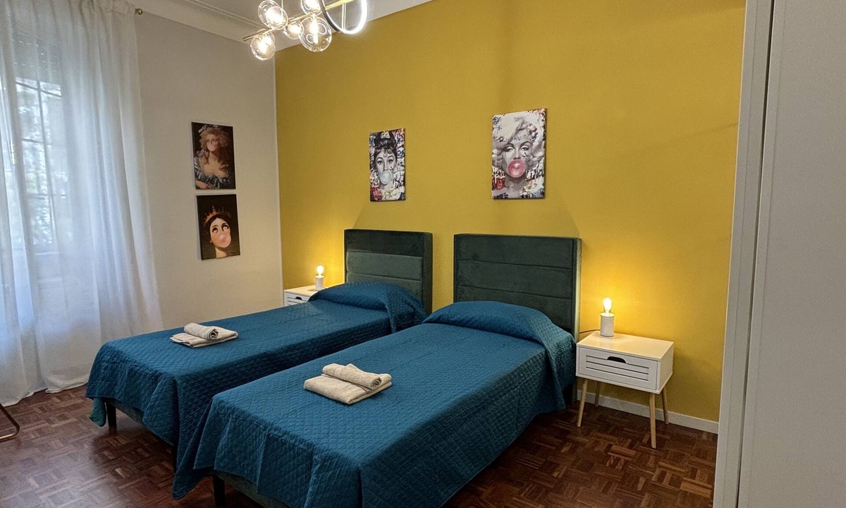 Quartiere Coppede Apartment | Elegant Apartment Near Metro Line B - Luiss Guido Carli