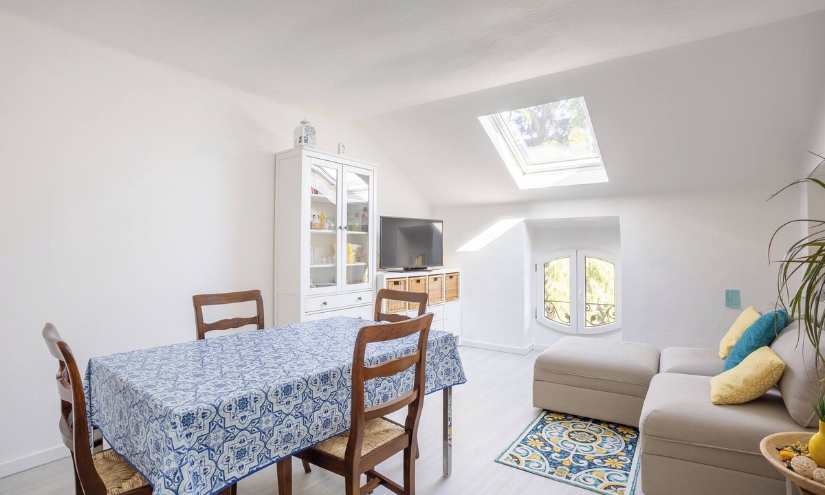 Luino Apartment | Elegant Lakefront Penthouse - Casa Barozzi