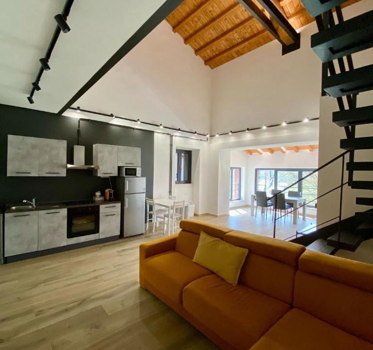 Valmontone Apartment | Emerald Apartment