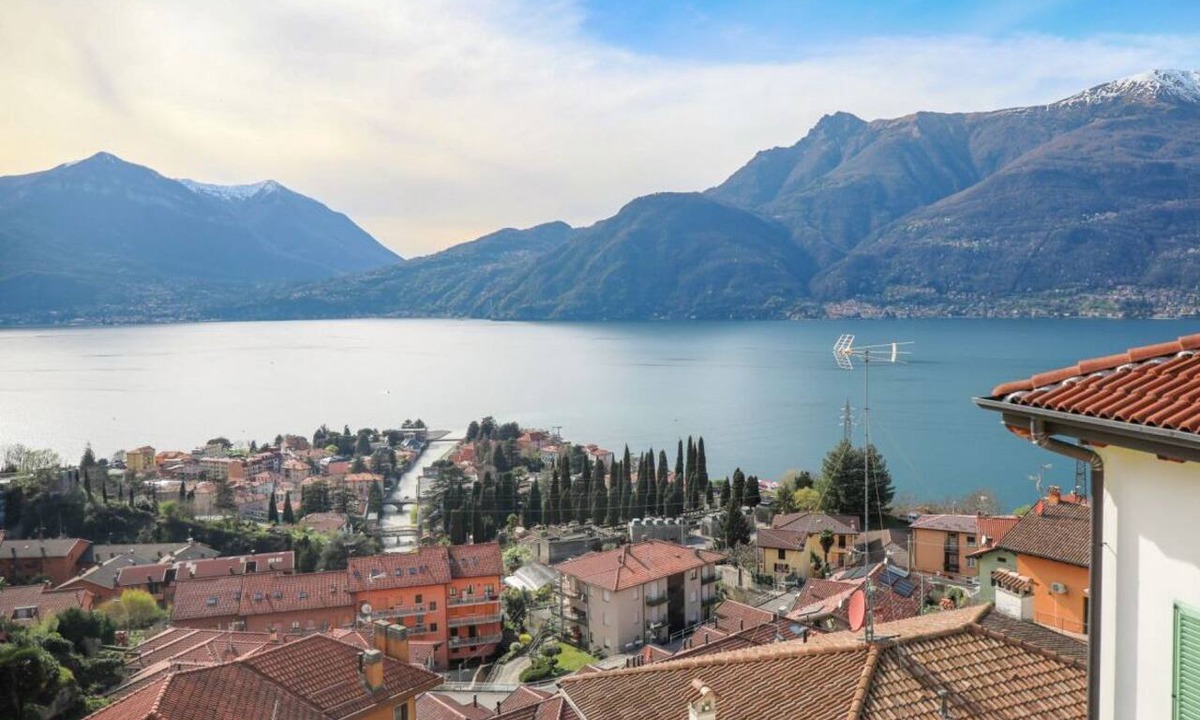 Bellano Apartment | Enjoy a splendid view of Lake Como from this elegant apartment behind the enchanting village of Bellano.General Terms and Conditions - Vacation Rental:Welcome to our vacation rental. To ensure a pleasant and hassle-free stay, please review the following