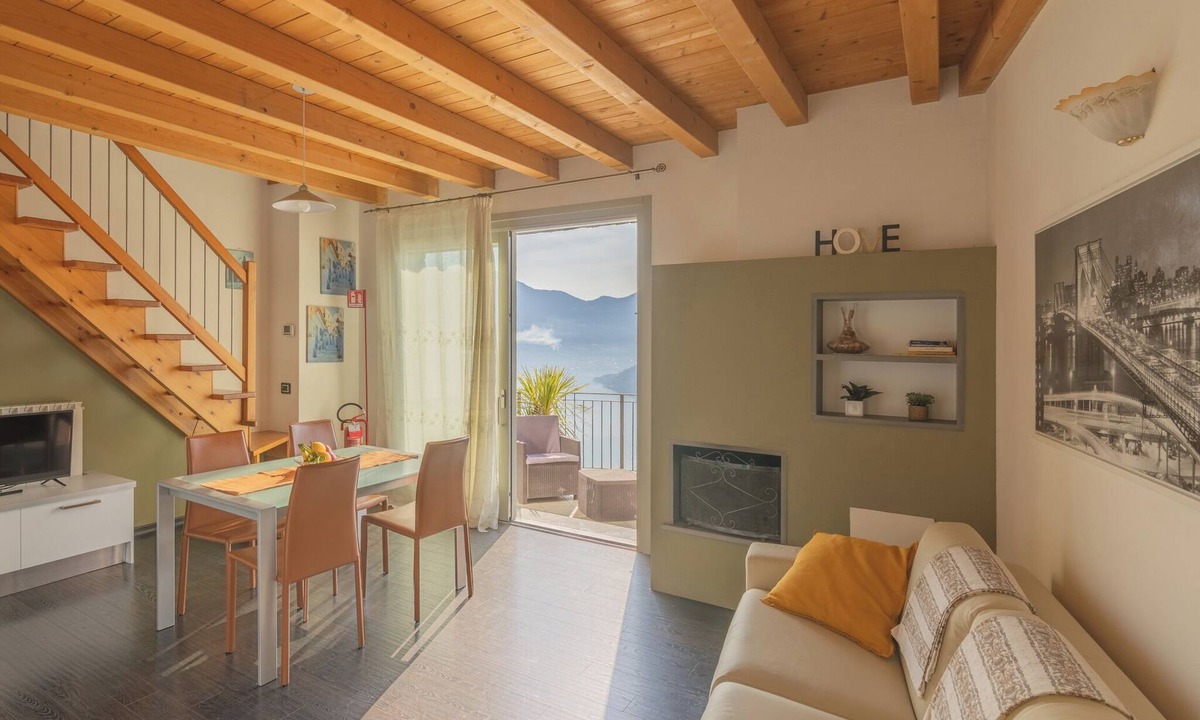 Plassi House | EnjoyIseoLake - Vittoria - lake view with swimming pool