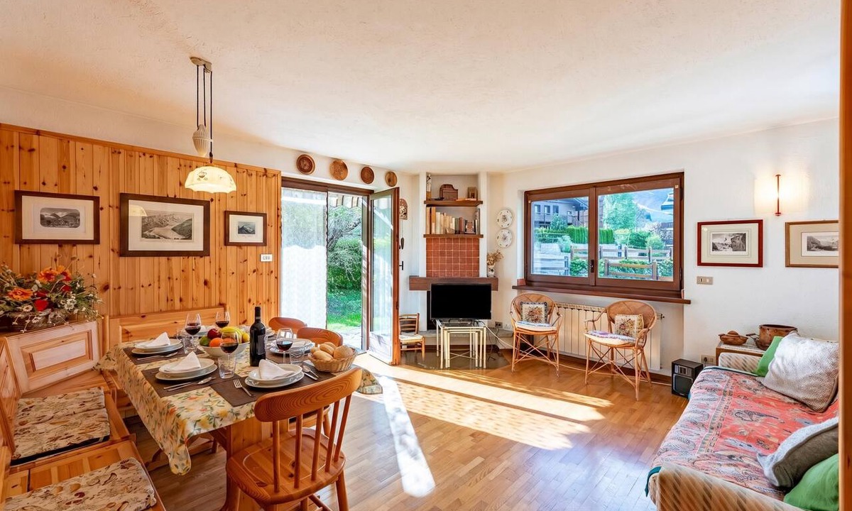 Dolonne Apartment | Family Apartment Steps From Ski Lifts, Courmayeur, Italy