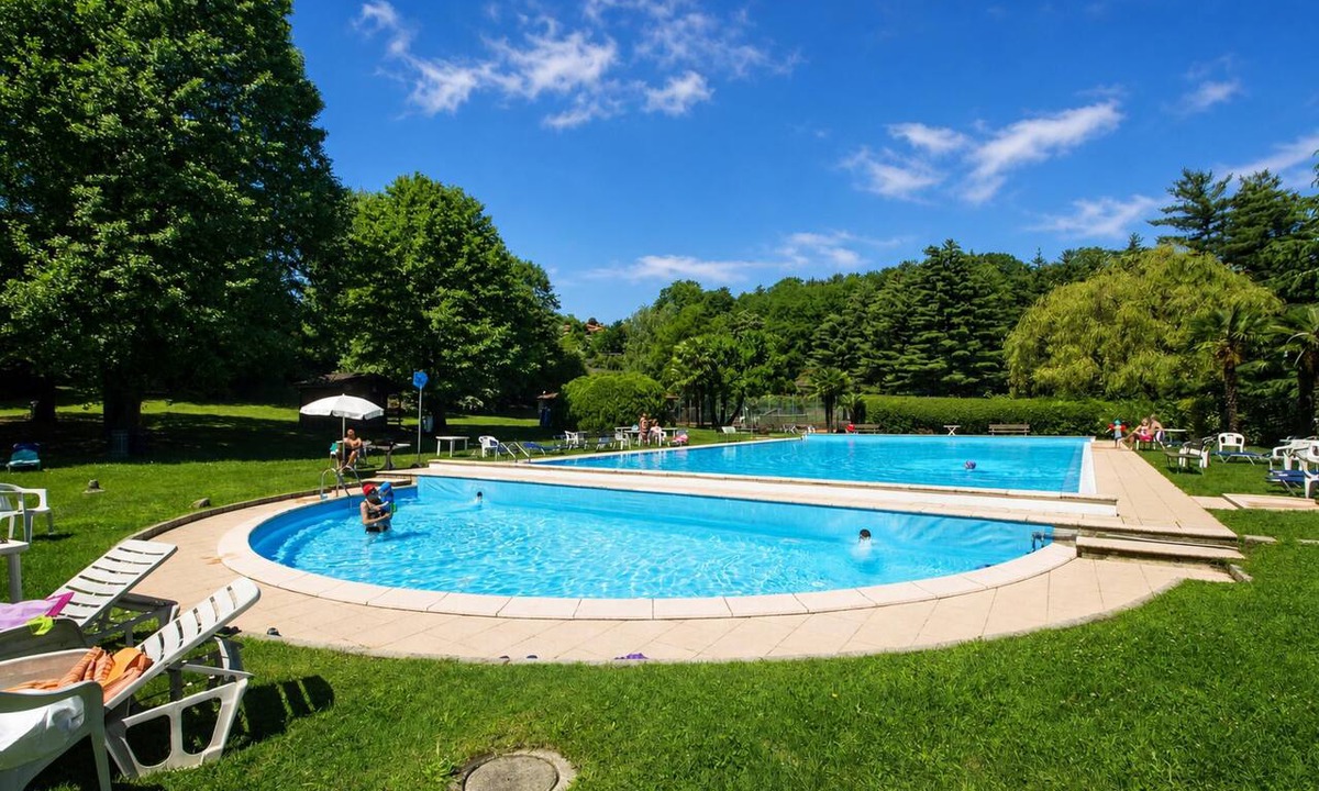 Ispra House | France Apartment with Garden, Pool & Tennis, Ispra, Italy
