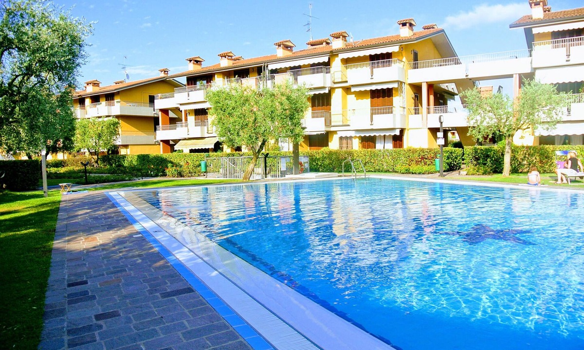 Lugana Apartment | Garda house Camelia 400 meters from Lake Garda 017179-CIM-00355