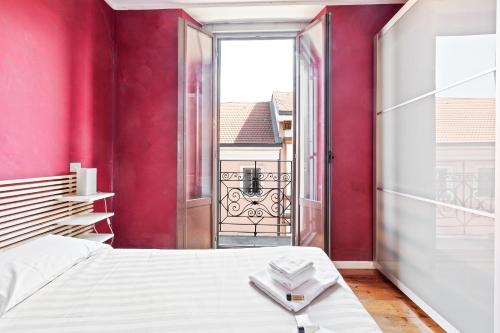 Lazzaretto Apartment | GuestHost - Corso Buenos Aires Colourful Flat