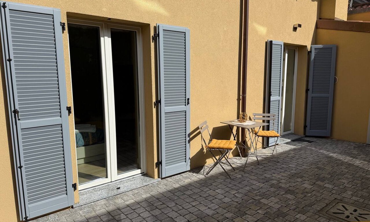 Lecco House | Holiday Home Regina with Private Garden near Lecco Old Town