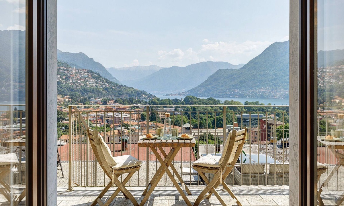 Como House | Holiday Home 'Villa Cielo Lake Como' with Lake View, Private Terrace and Wi-Fi