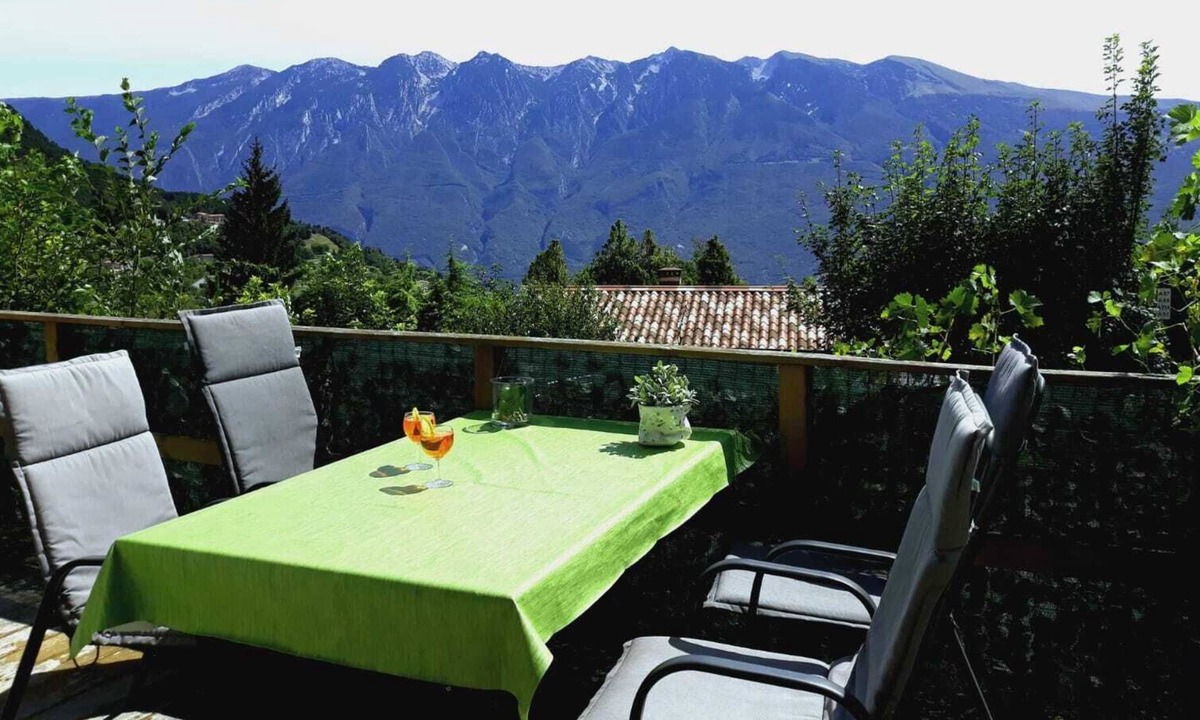 Aer House | Holidays on Lake Garda: Private bungalow in a holiday complex for 2 to 5 persons