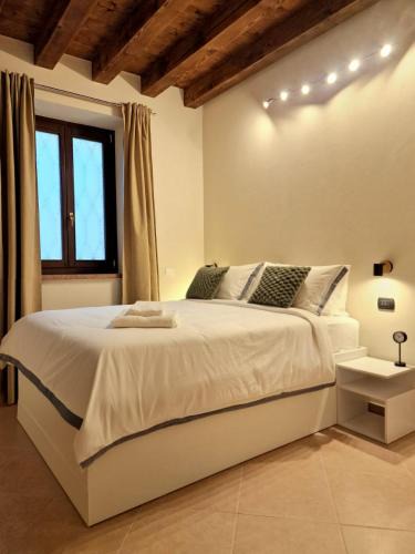 Soave Apartment | HolidHome - Soave Borgo Suite - Mini appartamento di charme nelle mura medievali