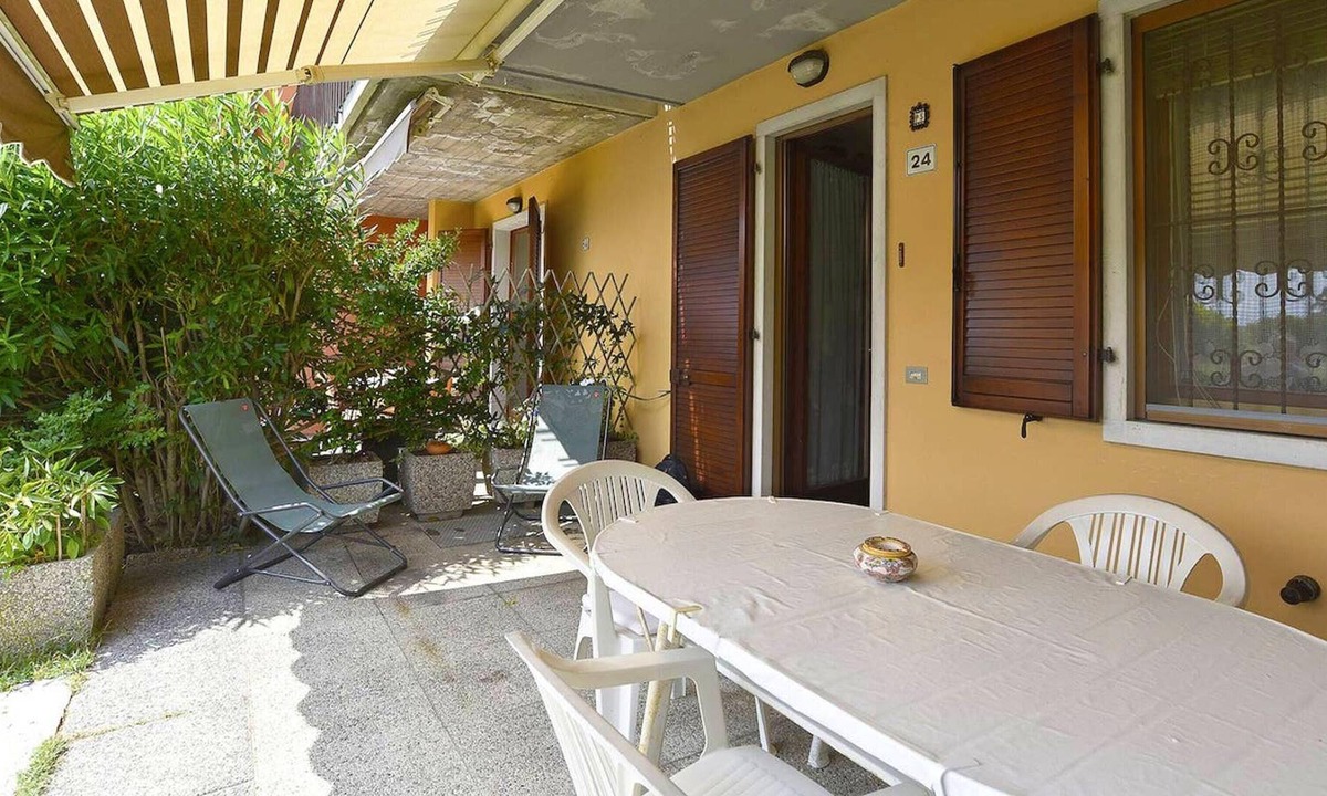Pacengo Apartment | Homerez - Appartement 500 m away from the beach for 4 ppl. with shared pool